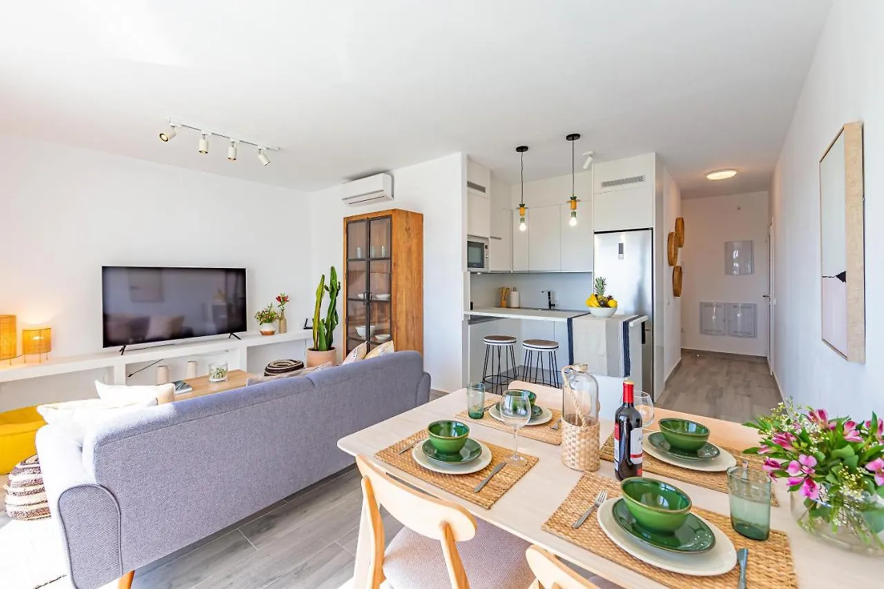 Apartamento Vistas al Estrecho y Piscina - SimplyTarifa Tarifa