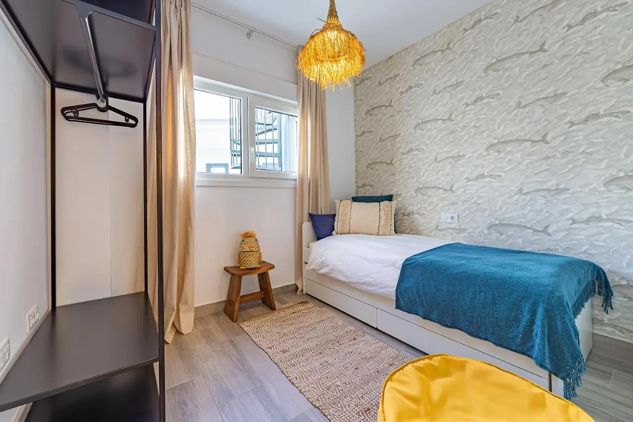 Apartamento Vistas al Estrecho y Piscina - SimplyTarifa