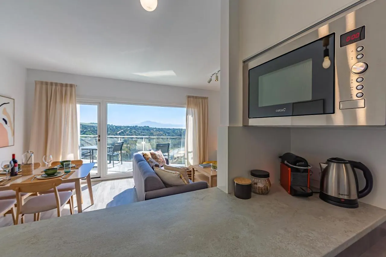 Apartamento Vistas al Estrecho y Piscina - SimplyTarifa